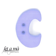 Botón letra C lila
